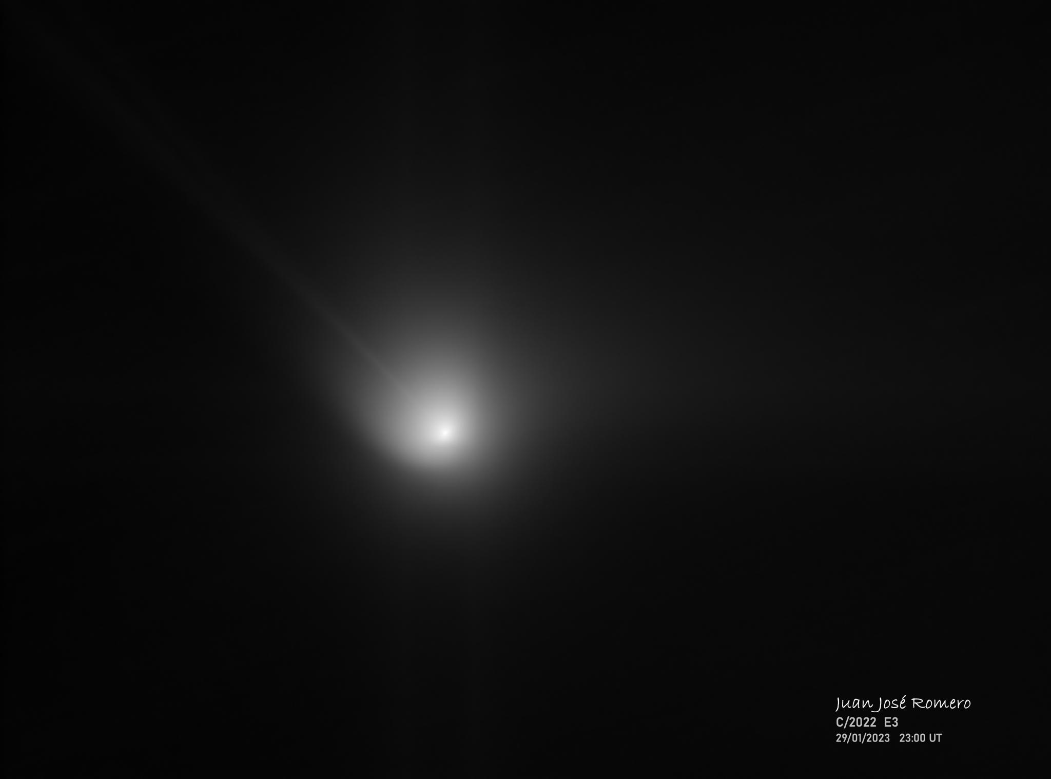 Versió starless: C/2022 E3 (ZTF)