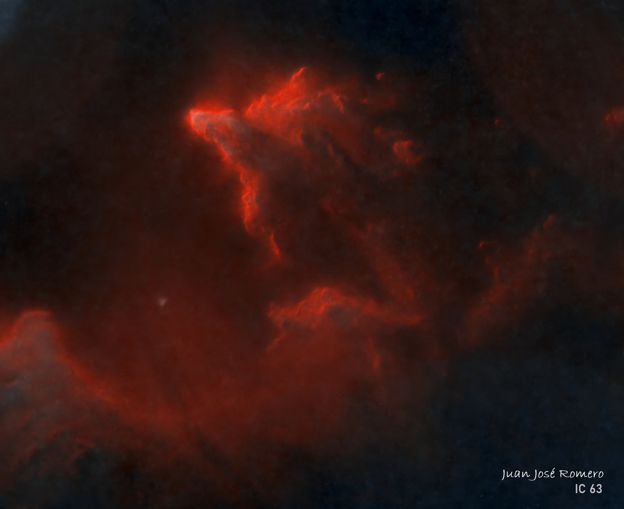 Versió sense estrelles: IC63 – Nebulosa del Fantasma de Cassiopeia