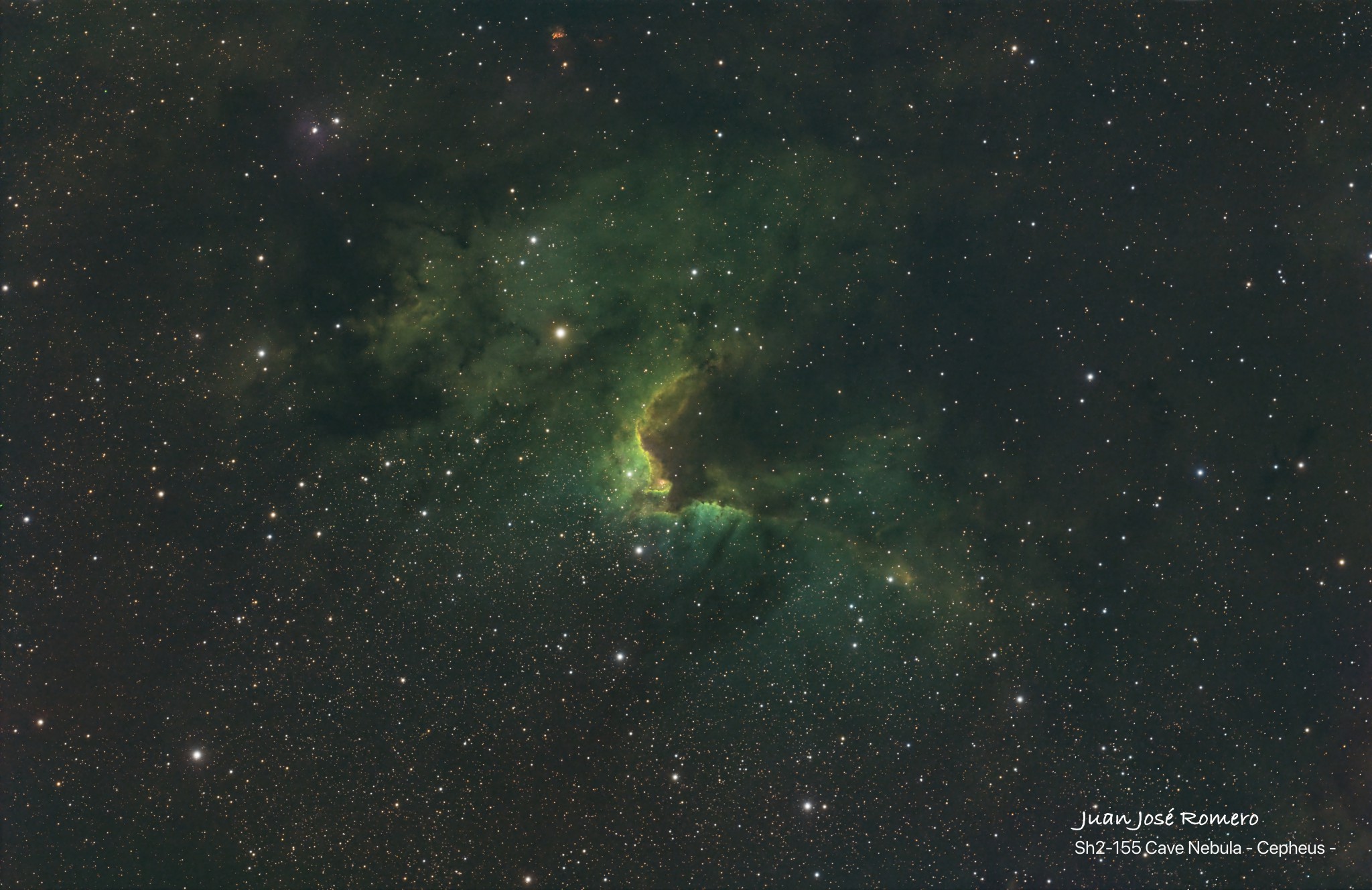 Camp de visió ampli: Sh2-155 – Nebulosa de la Cova