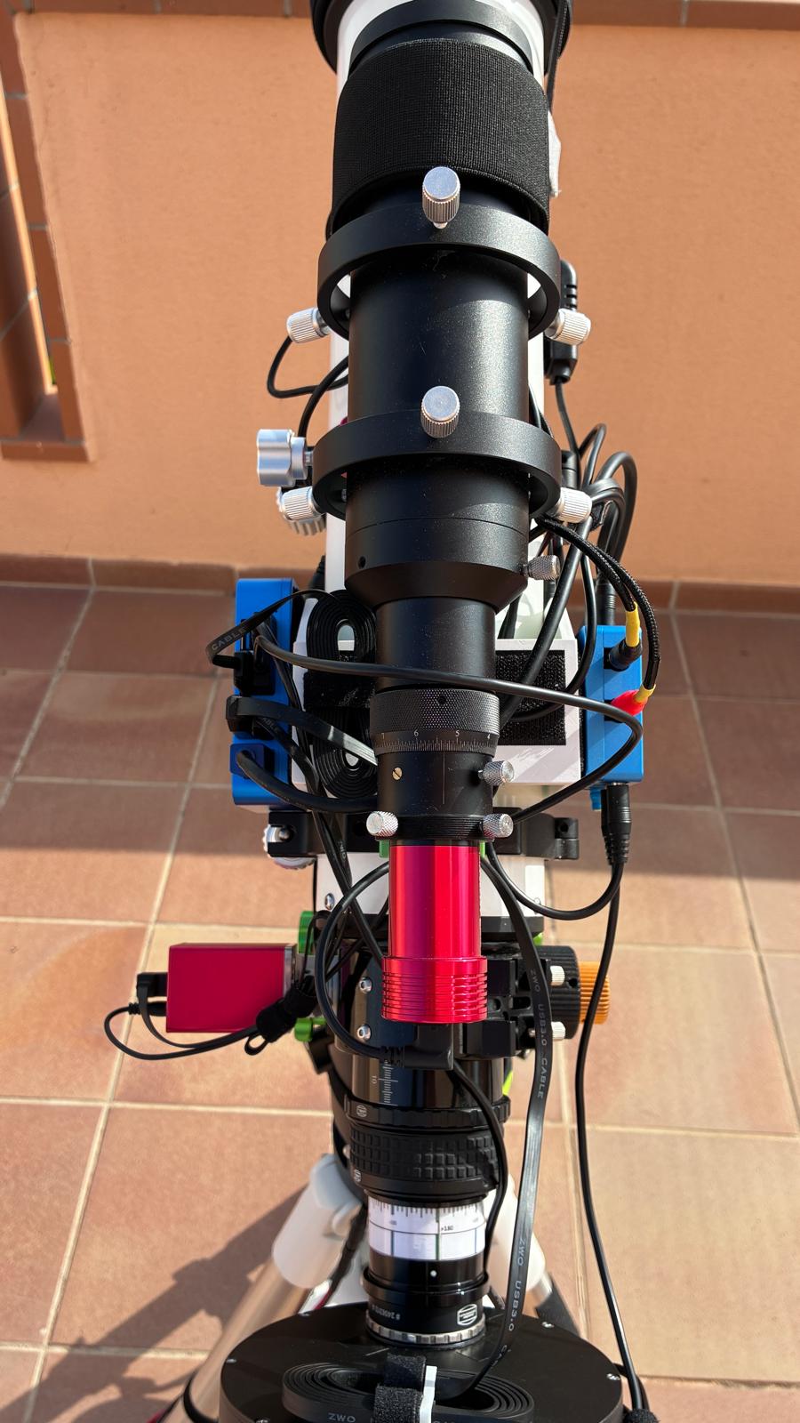 Top view of the rig showing the USB Control Hub and cable distribution to the connected devices